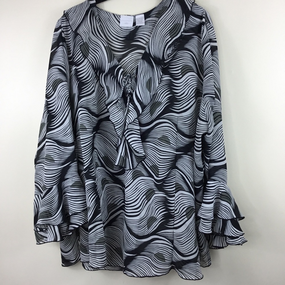 Studio C Bell Sleeve Lace Up Blouse Plus Size 26/28